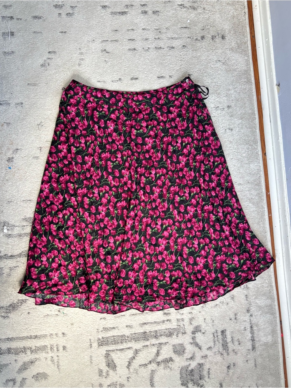 Y2K / 90s Vintage Jones New York Pink/Black Floral Midi Skirt